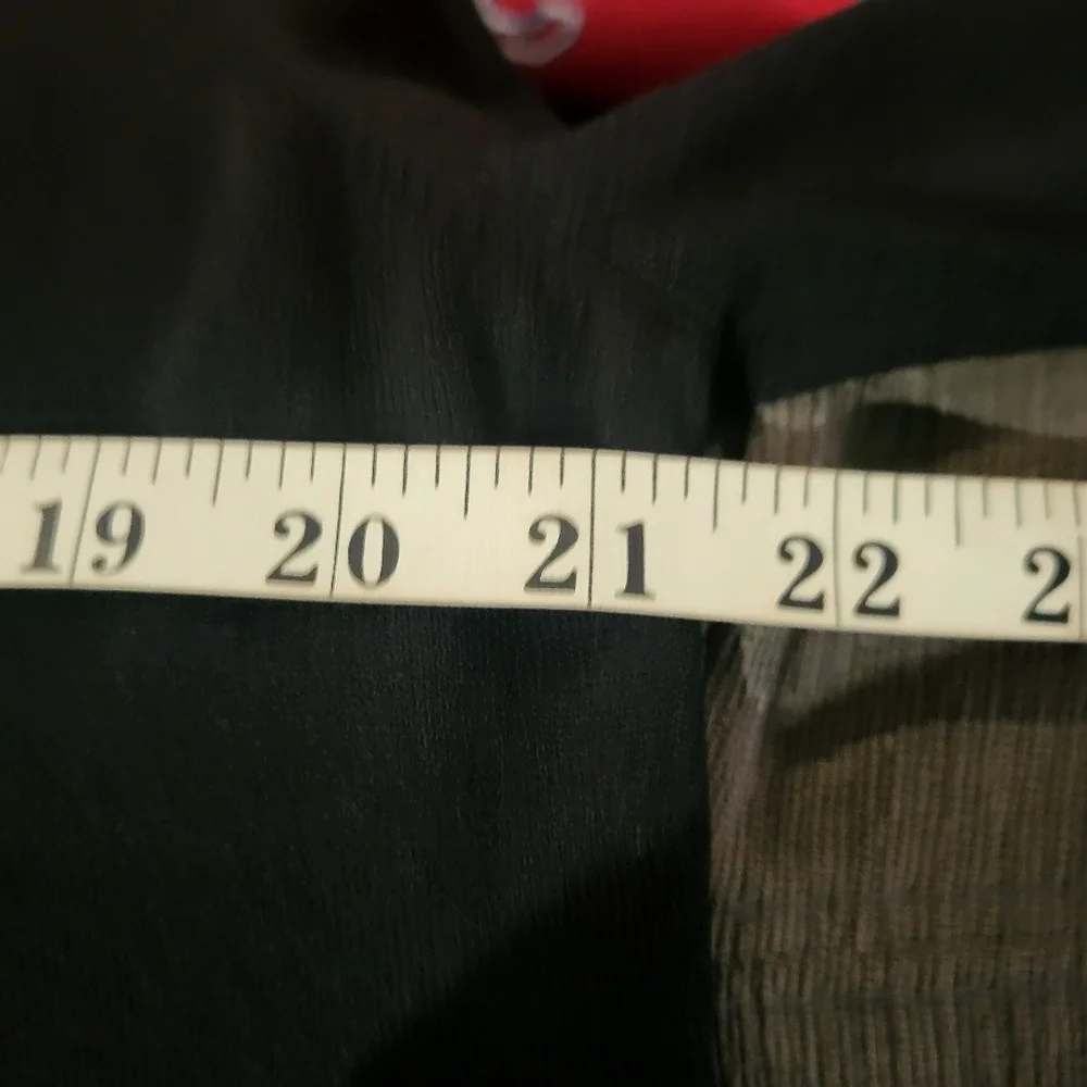 Cyrus Black Open-Front Women's Vest With Lace - Picture 3 of 3